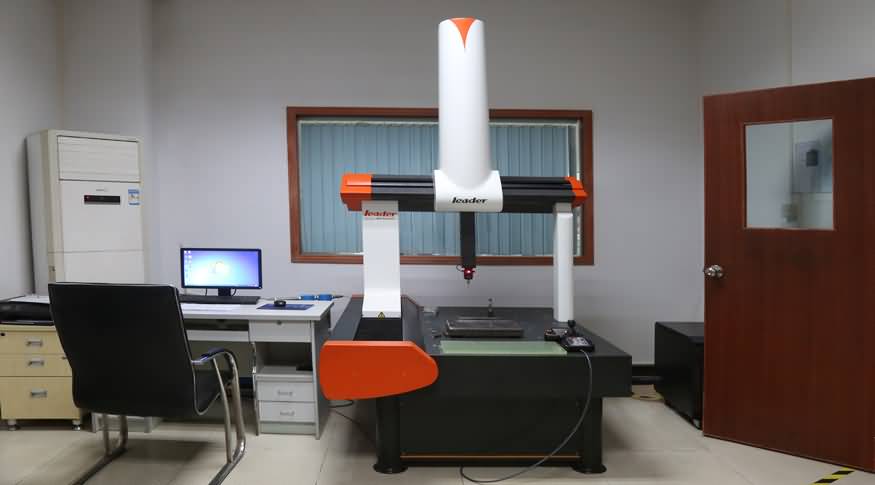 提高五金沖壓件折彎精度的技巧